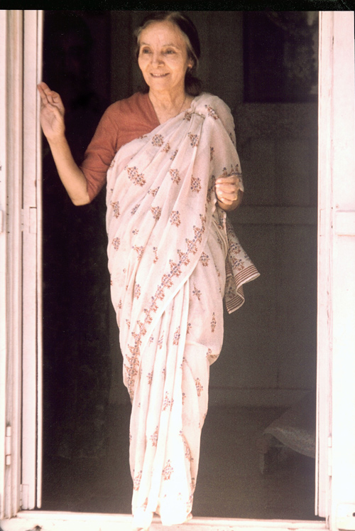 Color photo of Mehera, taken by Clive Adams